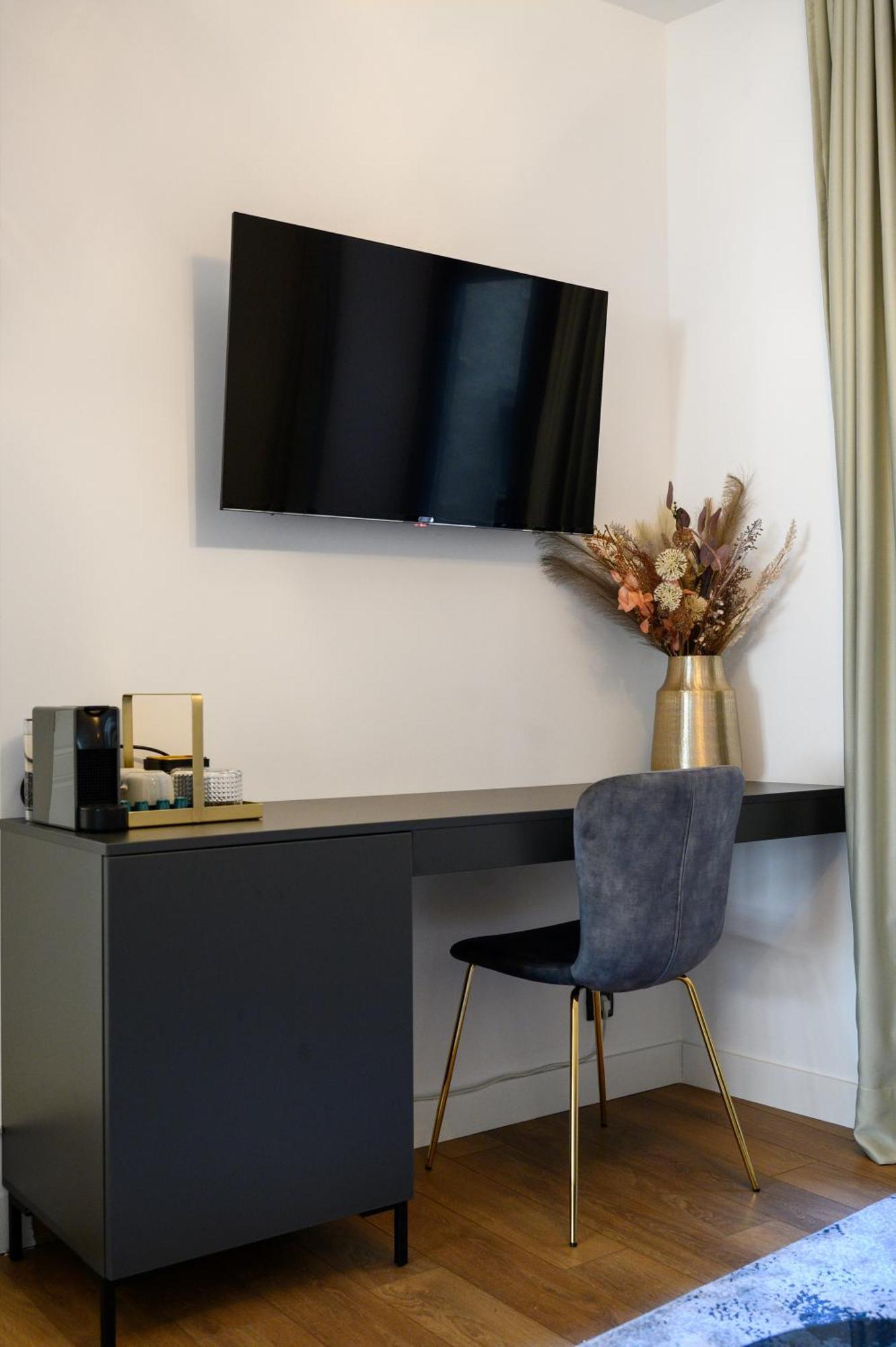 Urban Downtown Luxury Rooms And Suites Beograd Ngoại thất bức ảnh