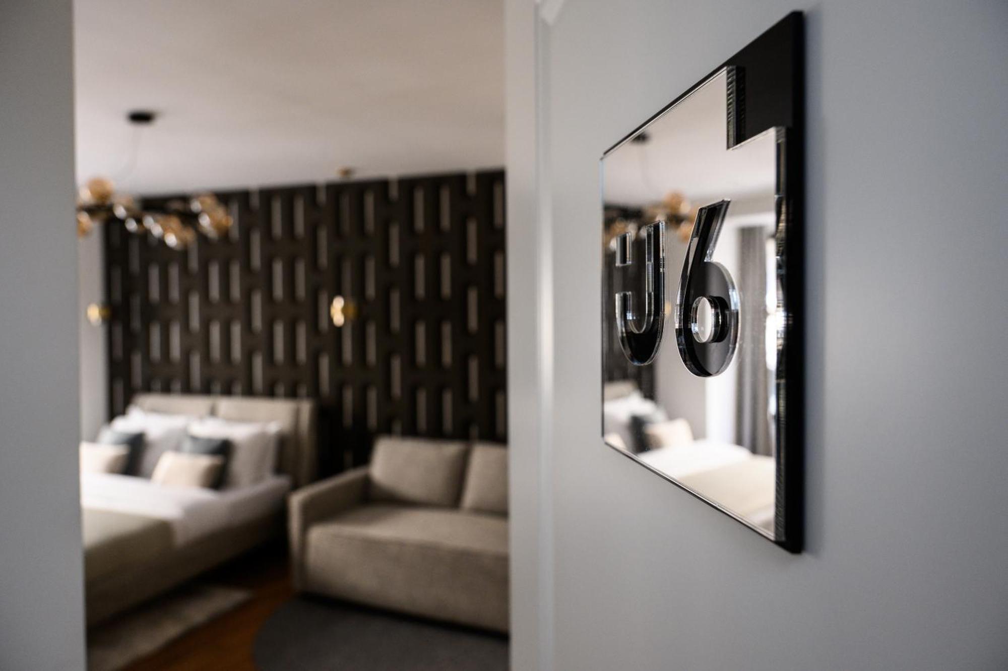 Urban Downtown Luxury Rooms And Suites Beograd Phòng bức ảnh